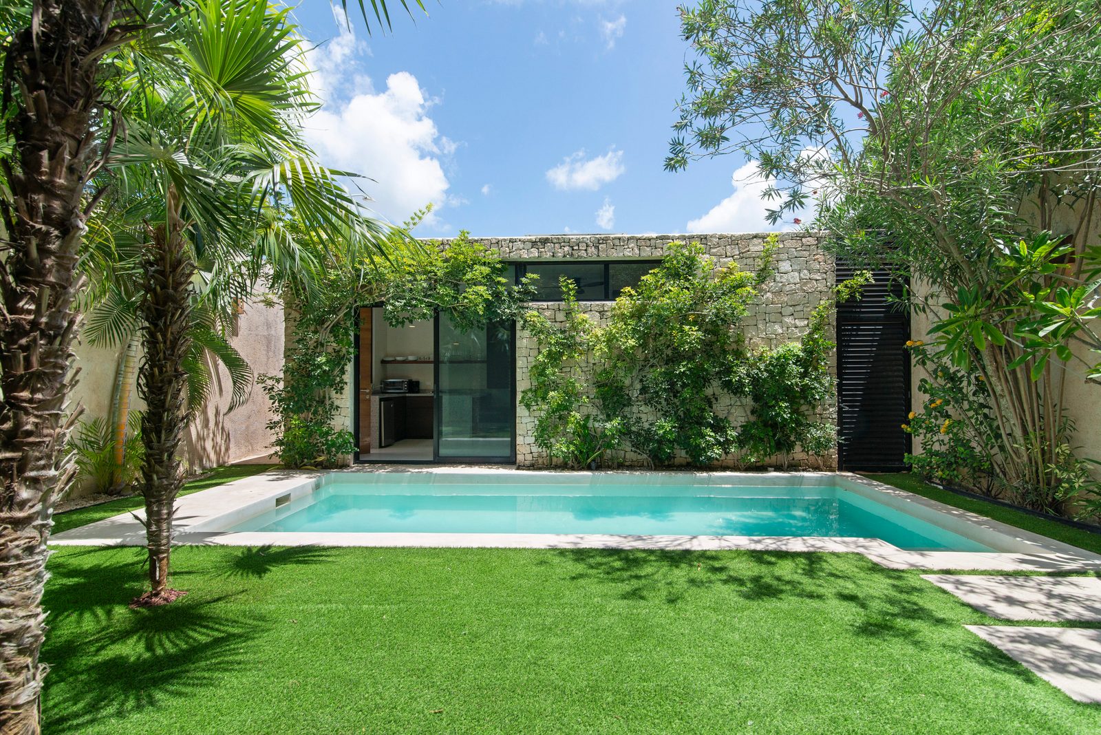 Private Guest House
