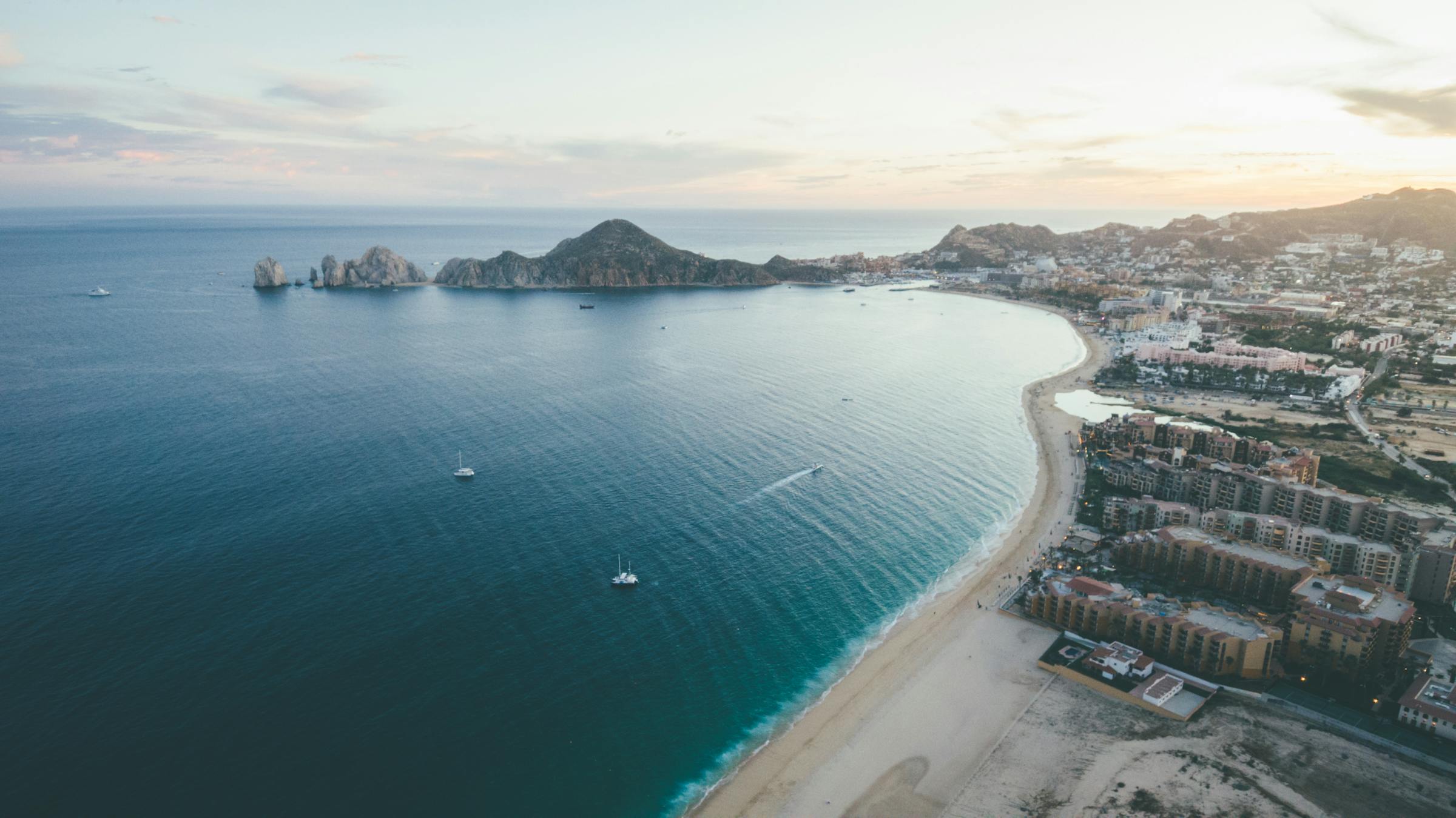 Oceanfront villa in Pedregal, Los Cabos, managed by Virestia